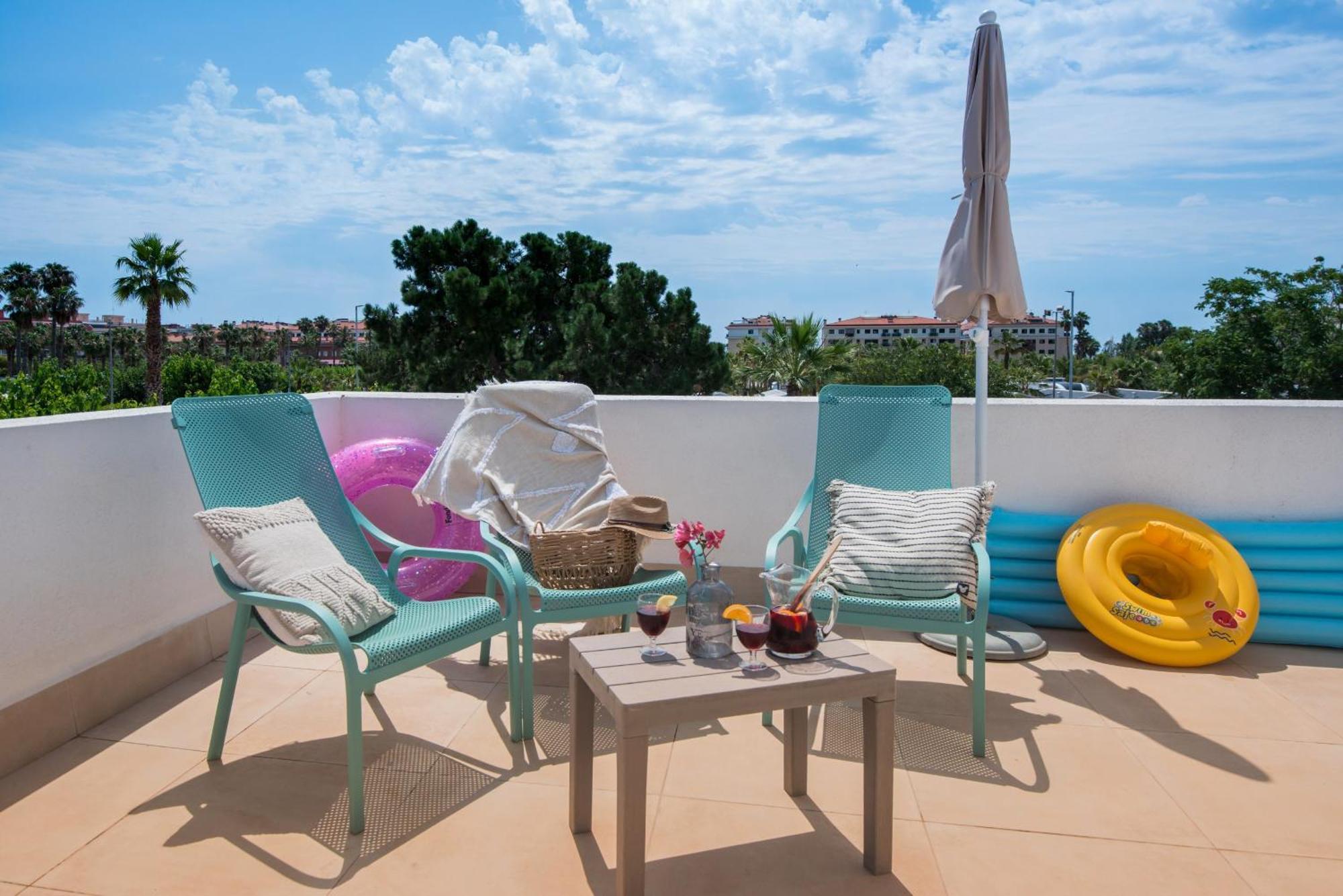 Bamblue Boutique Apartments Pineda de Mar Exterior photo